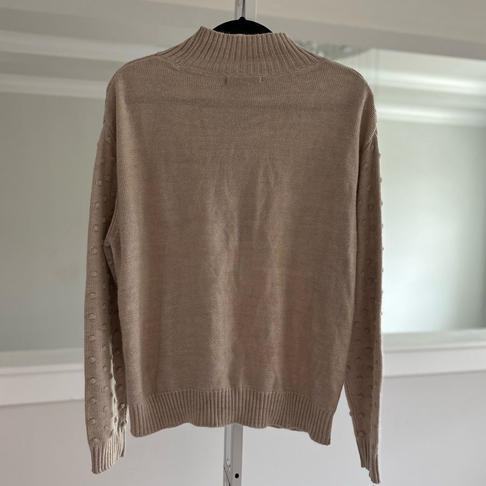 NY & Co beige sweater - Picture 4 of 5